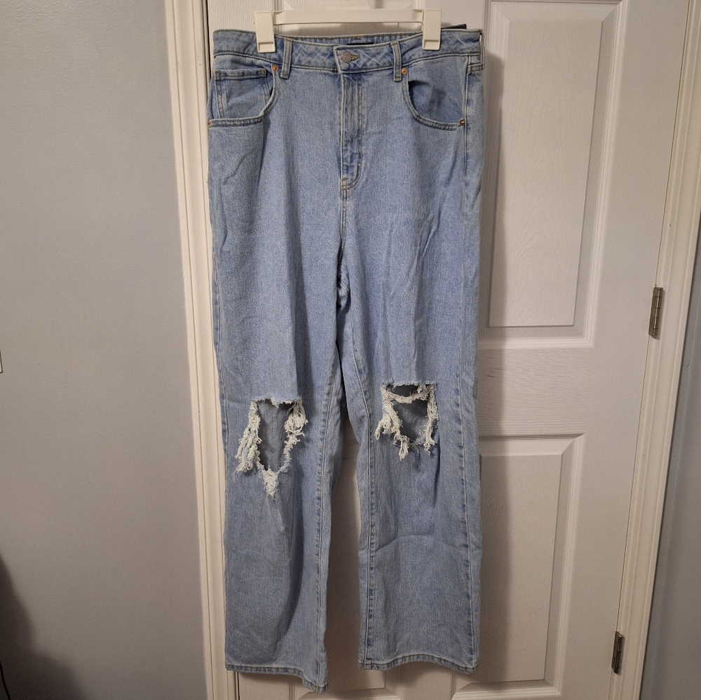 Wild Fable Distressed Light Blue Womens Highest Rise Baggy Jeans 14/32